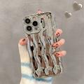 Funda 3D Linear Wavy para iPhone 13 Pro