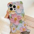 Funda de TPU con pintura al óleo de bordes ondulados para el iPhone 15 Pro Max - Flores