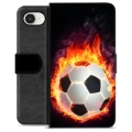 Funda Cartera Premium para iPhone 16e - Pelota de Fútbol en Llamas