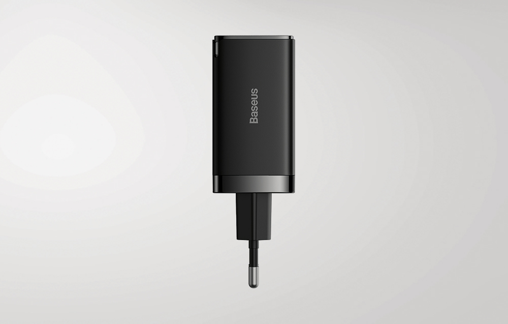 Cargador de pared Baseus GaN5 Pro 65W - 2xUSB-C, USB-A - Negro